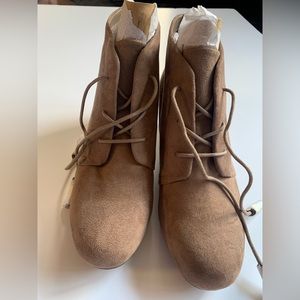 Dr. Scholl’s Dakota Wedge Bootie